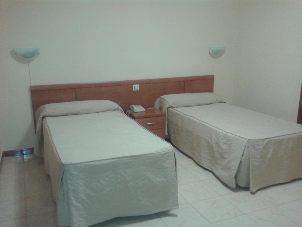 Hotel Los Hermanos Оканья Номер фото